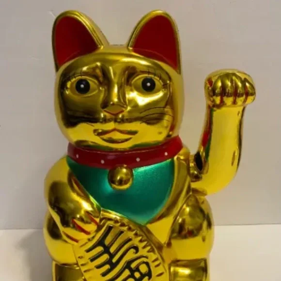 Gold Maneki Neko Lucky Charm Cat Battery Powered Craft Home Shop Decor’ 6”H - Picture 4 of 5
